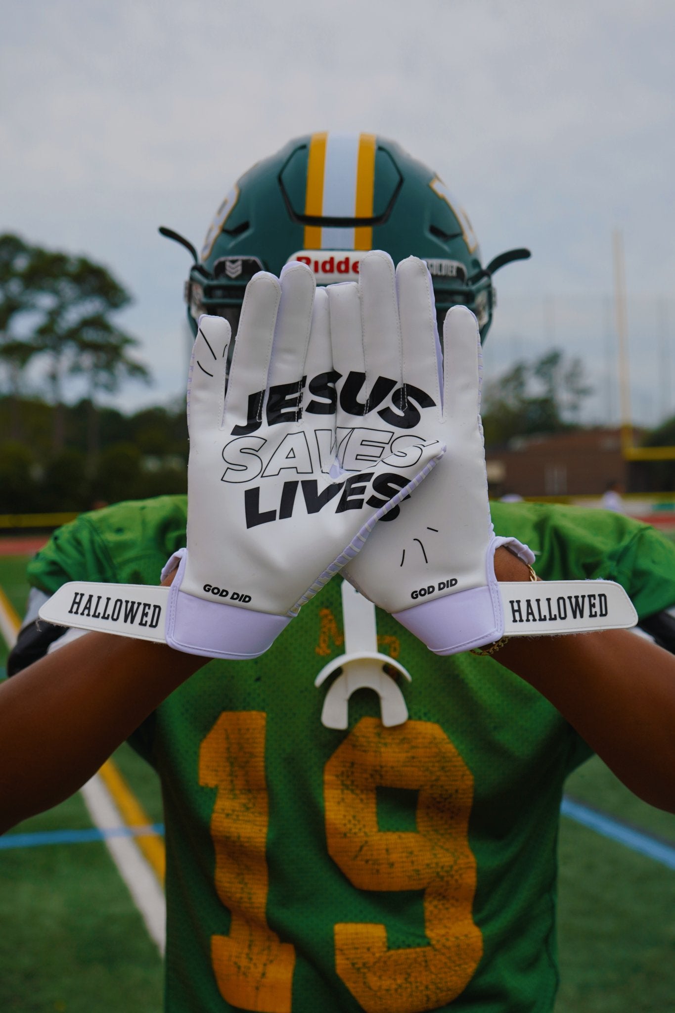 christ handschuhe White “Jesus Saves Lives” Football Gloves
